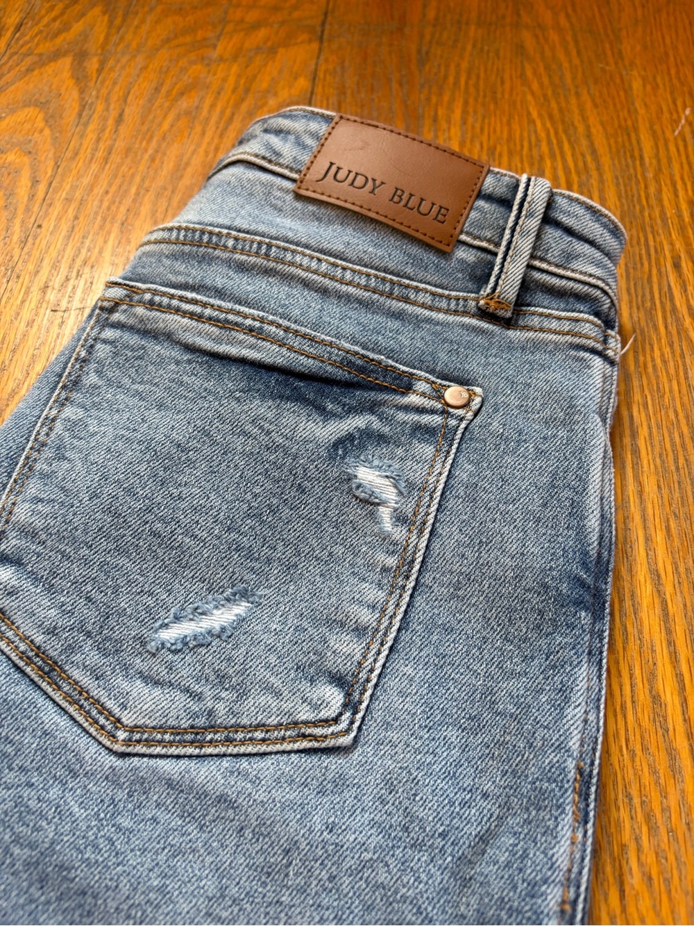 Judy Blue Women’s Distressed Dad Jean